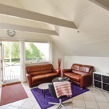 Semesterbostad Two-bedroom Holiday In