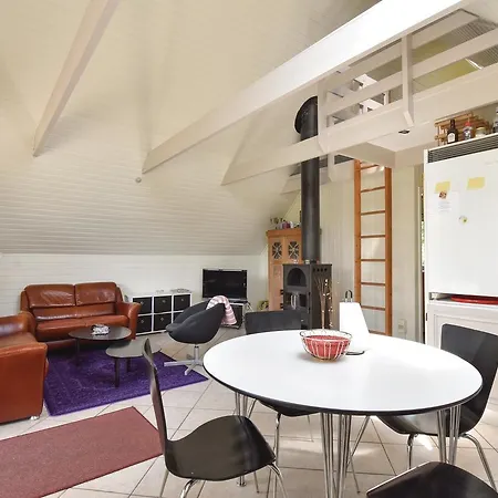 Two-bedroom Holiday In * Rødby